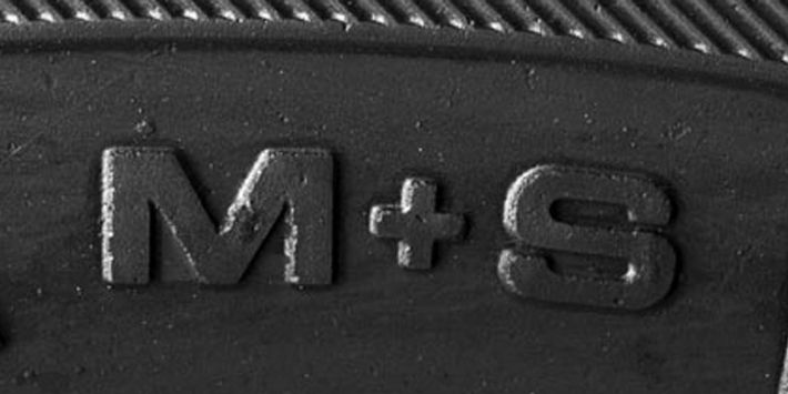Wat betekent de M+S markering op een autoband?